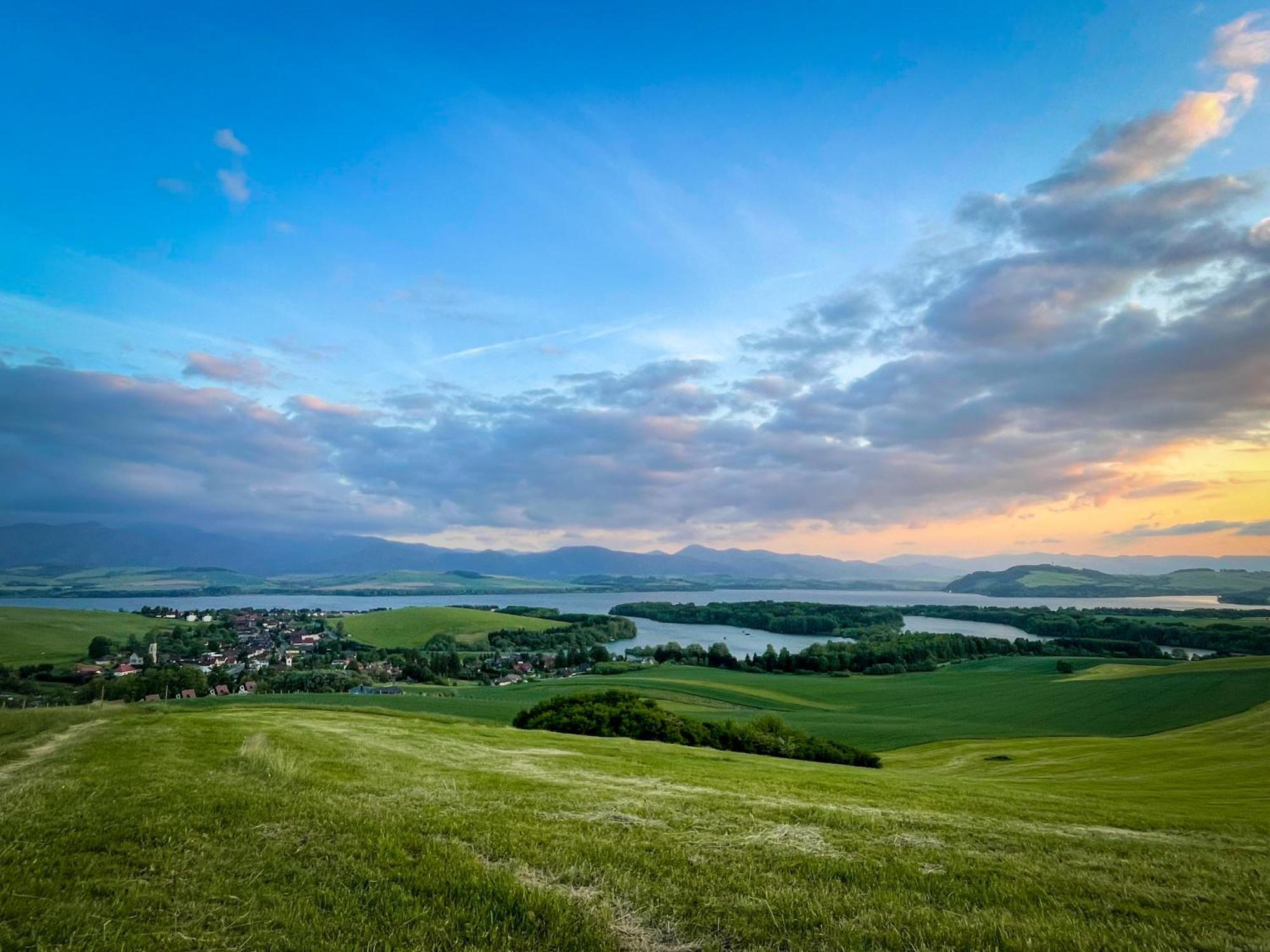 Tatralake Houses Near Lake Liptovska Mara And Aquapark Tatralandia 립토브스키트로노벡 외부 사진