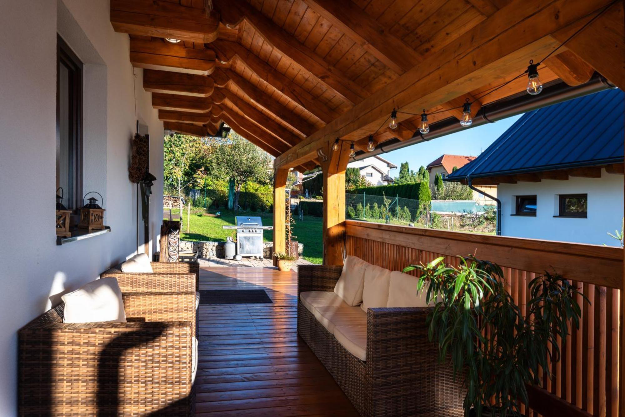 Tatralake Houses Near Lake Liptovska Mara And Aquapark Tatralandia 립토브스키트로노벡 외부 사진